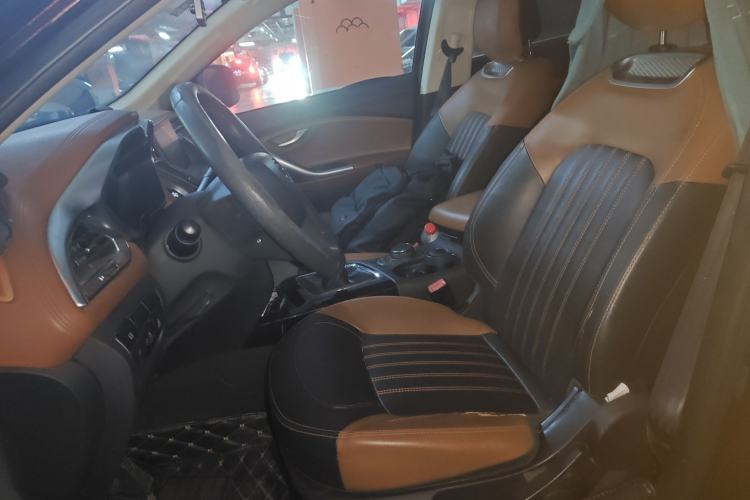 Used Soueast DX7 2016 1.5T Manual Triumph Edition
