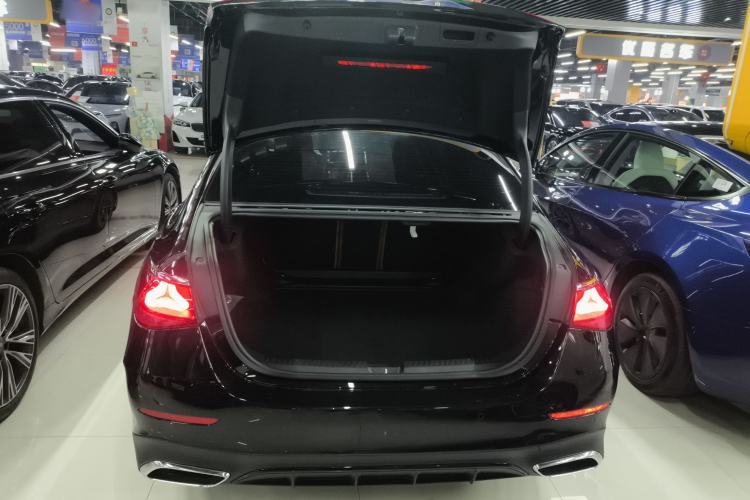 Used Mercedes-Benz E-Class 2025 Refresh E 300 Fashion Edition Sport Version
