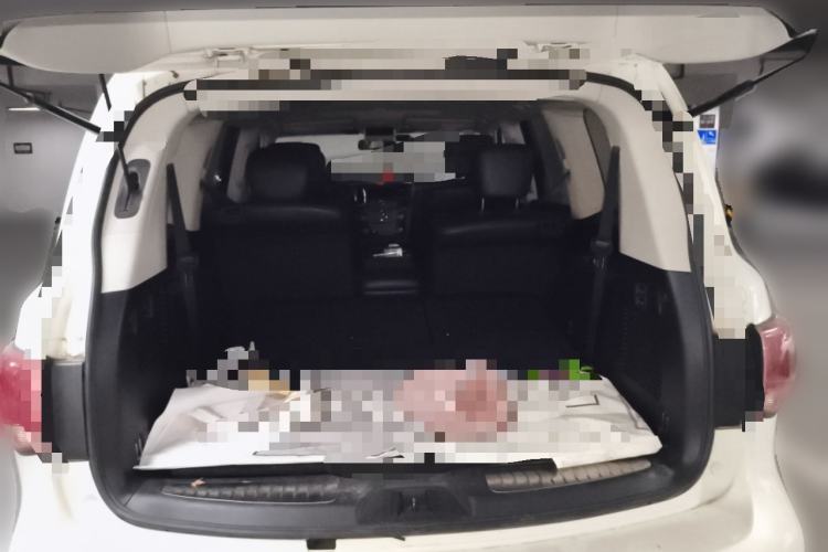 Used Infiniti QX 2011 QX56 Trunk