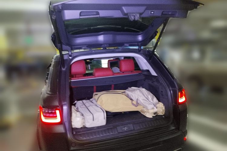 Used Land Rover Range Sport 2020 3.0 L6 HSE DYNAMIC Trunk