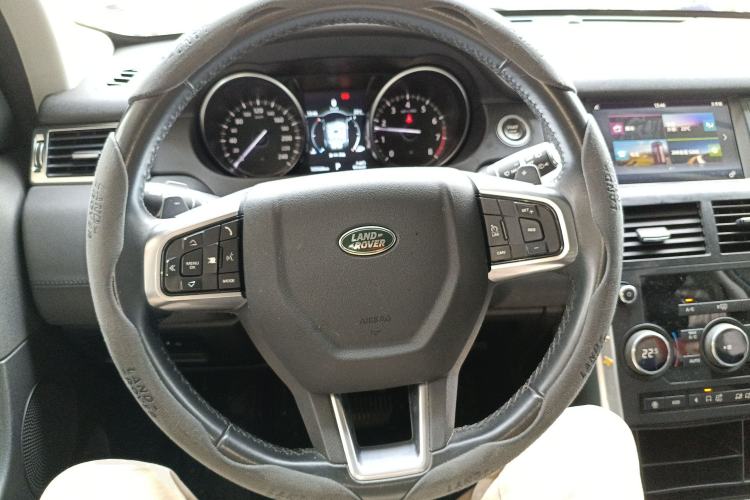 Used Land Rover Discovery Sport 2019 240 PS SE Version China VI Standard Steering Wheel