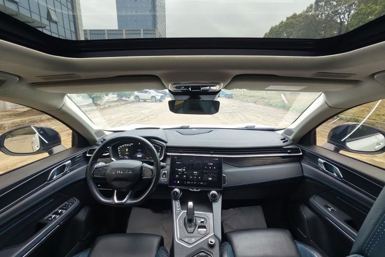 Used Lynk & Co 05 2020 2.0TD Two-Wheel Drive Shine Halo Interior 10