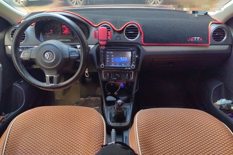 Used Volkswagen Jetta 2015 Zhihui Edition 1.4L Manual Comfort Model