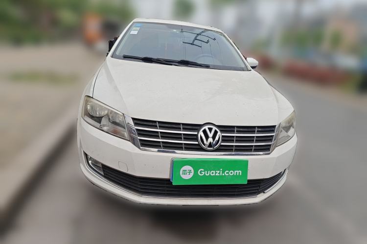Used Volkswagen Lavida 2013 Restyled Classic 1.6L Manual Comfort Edition Front