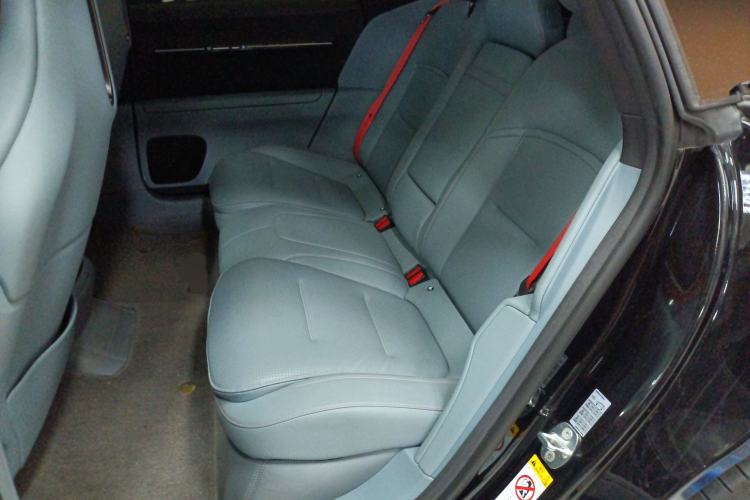 Used Avatr 12 2024 650 Three-Laser Four-Wheel Drive Performance Edition
