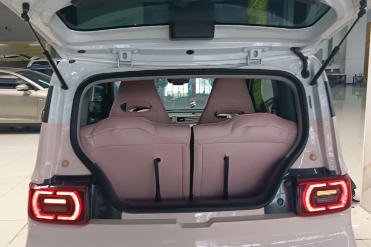 Used Wuling Hongguang MINIEV 2021 Macaron Premium Model – Lithium-NMC
