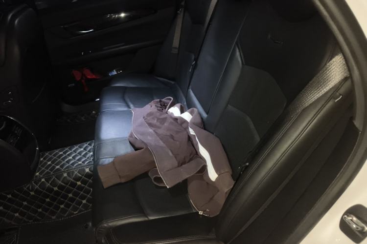 Used Cadillac CT6 2022 28T Luxury Edition Left Rear Seat