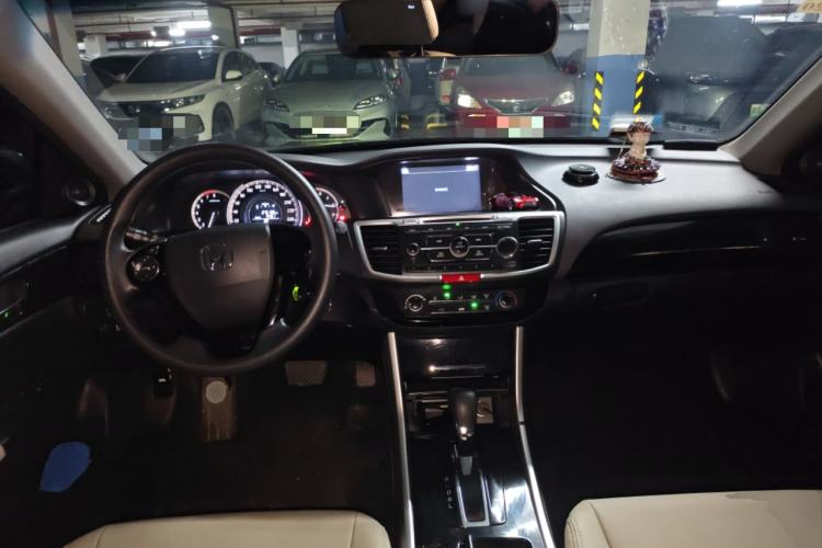 Used Honda Accord 2016 2.0L Comfort Edition
