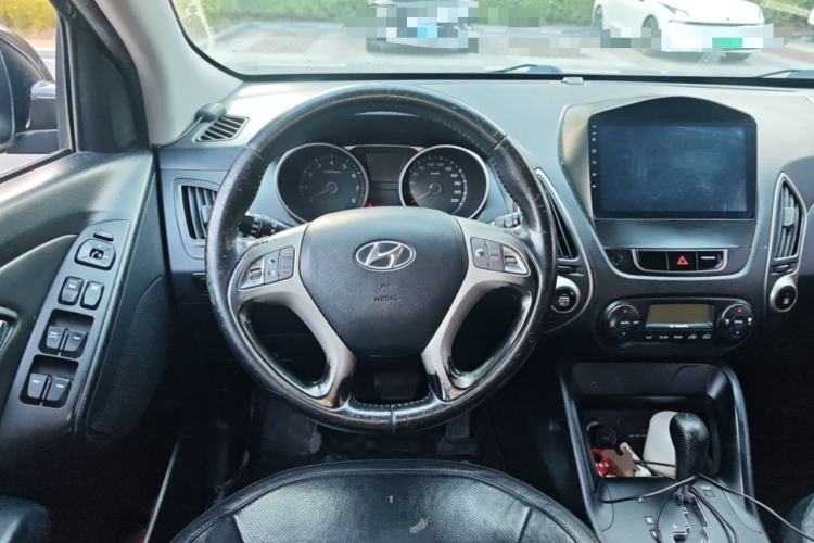 Used Hyundai ix35 2012 2.0L Automatic Two-Wheel Drive Elite Edition GLS
