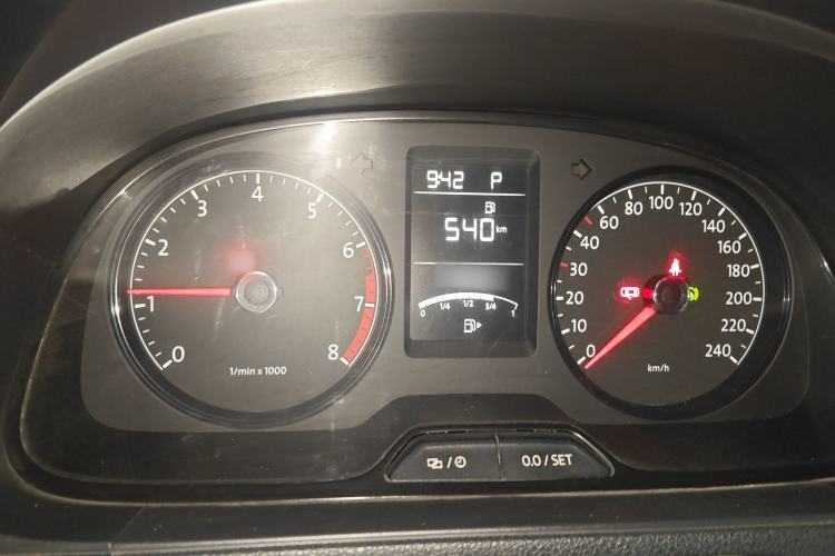 Used Volkswagen Lavida 2013 Revised Classic 1.6L Automatic Fashion Edition Instrument Cluster