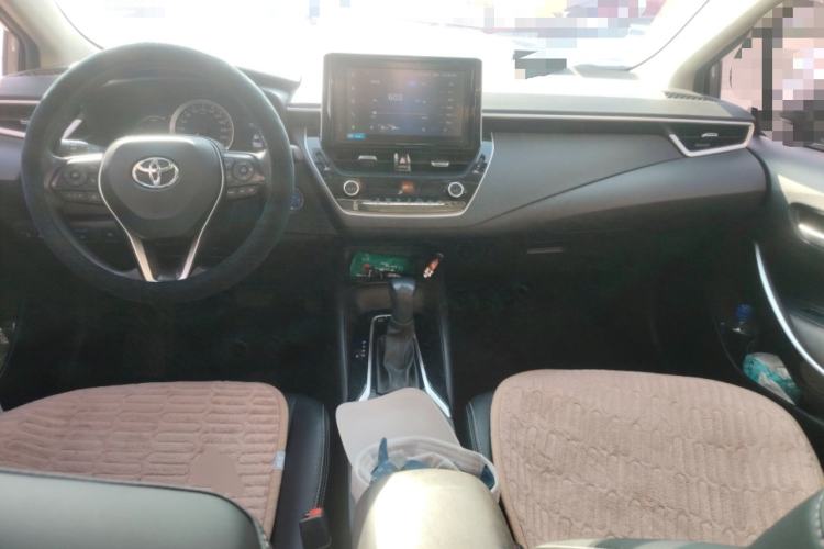 Used Toyota Corolla 2021 Dual-Motor 1.8L E-CVT Elite Edition Center Console