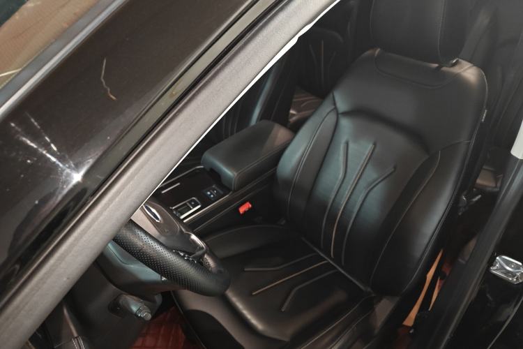 Used Ford Edge 2021 PLUS EcoBoost 245 Two-Wheel-Drive Titanium 7-Seater