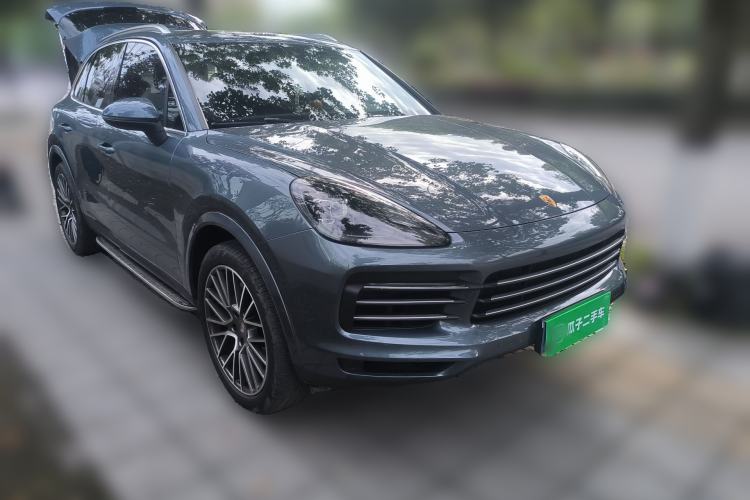 Used Porsche Cayenne 2018 Cayenne 3.0T Front Right 45 Deg