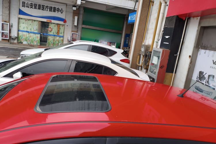 Used Kia K2 2012 Hatchback 1.4L MT Cool Edition Commemorative Model