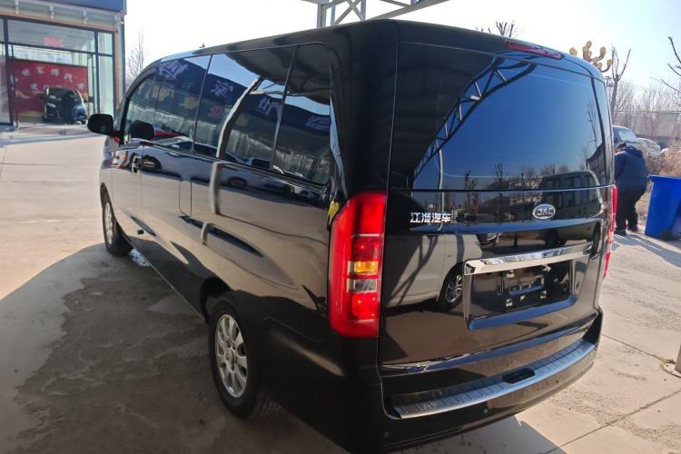 Used JAC Refine M3 2025 PLUS 1.8L Manual Smart Connect Version 7/8 Seats
