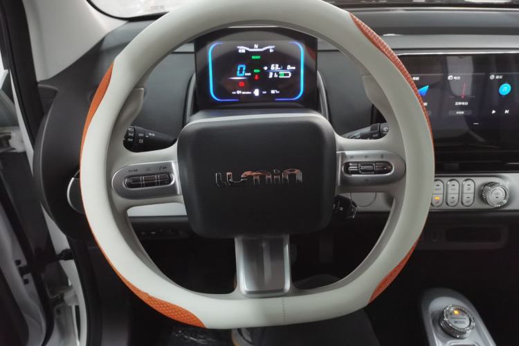 Used CHANGAN NEVO Lumin 2026 Model Treasure Edition 205km Passionate Beige Ningde Steering Wheel