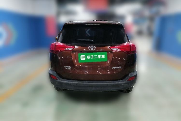 Used Toyota RAV4 2015 2.0L CVT Two-Wheel Drive Fashion Edition