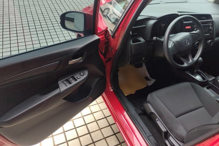 Used Honda Fit 2014 1.5L LX CVT Comfort Model Driver Seat