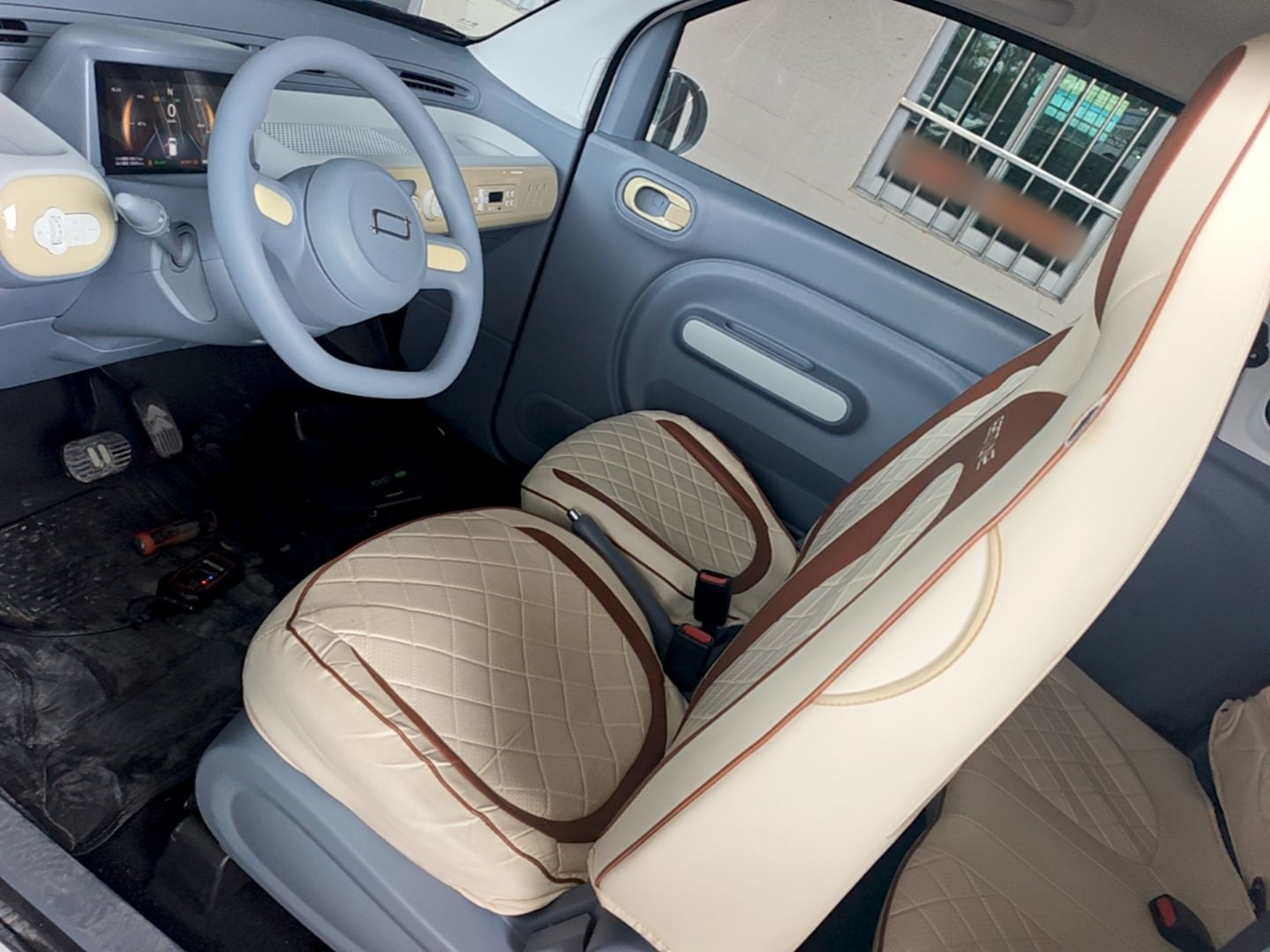 Interior delantero