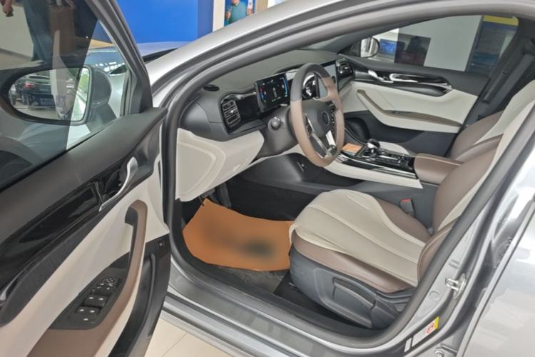 Used BYD Qin PLUS 2024 HONOR Edition DM-i 55KM Leading Model