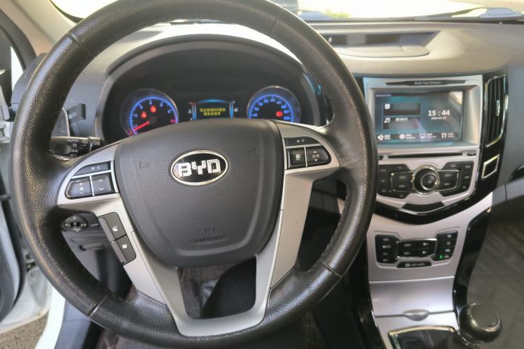 Used BYD Surui 2014 1.5L Manual Luxury Model
