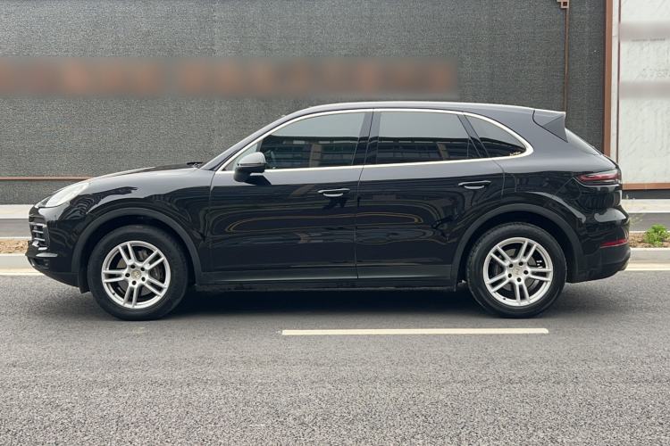 Used Porsche Cayenne 2018 Cayenne 3.0T Exterior 2