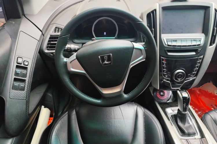 Used Luxgen U6 SUV 2015 1.8T Fashion Edition Steering Wheel