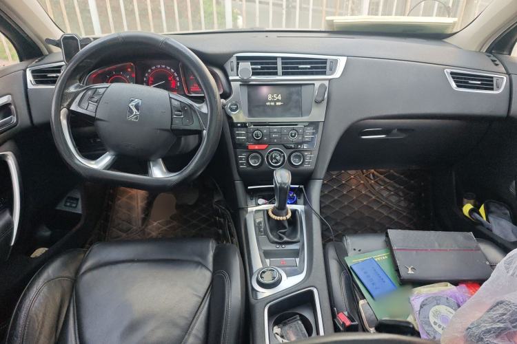 Used DS 6 2014 1.6T Luxury Edition THP160