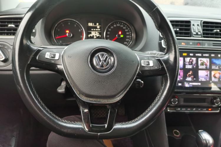 Used Volkswagen Polo 2014 1.6L Automatic Luxury Edition