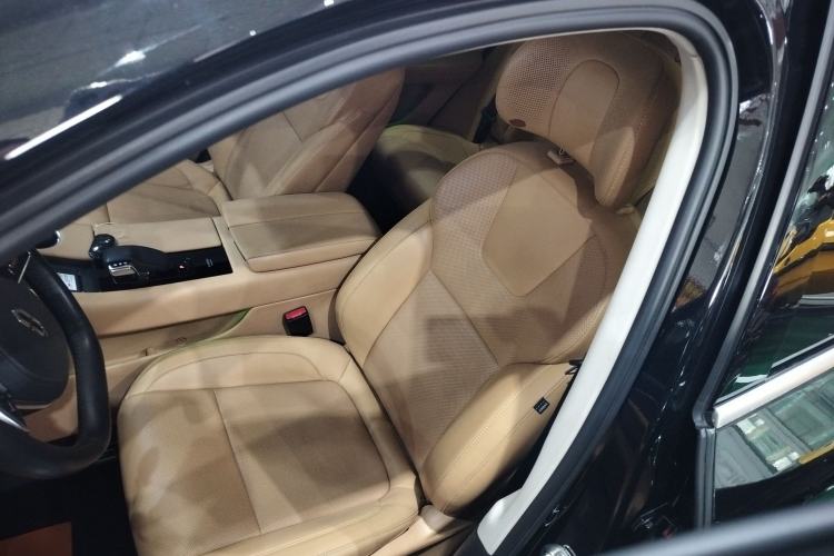 Used Hima AITO M5 2022 Extended-Range Four-Wheel Drive Ultimate Edition
