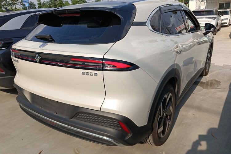 Used Baojun Yunhai 2024 600km Pure Electric Version Rear Right 45 Deg