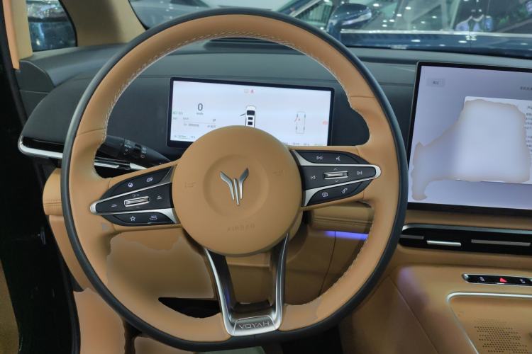 Used VOYAH Dream 2025 PHEV Four-Wheel-Drive Flagship Kunpeng Edition Steering Wheel