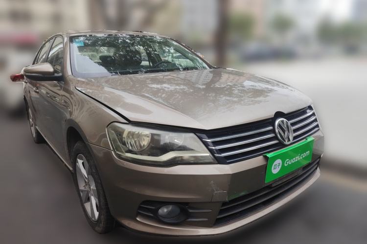 Used Volkswagen Bora 2014 1.6L Automatic Fashion Model Front Right 45 Deg