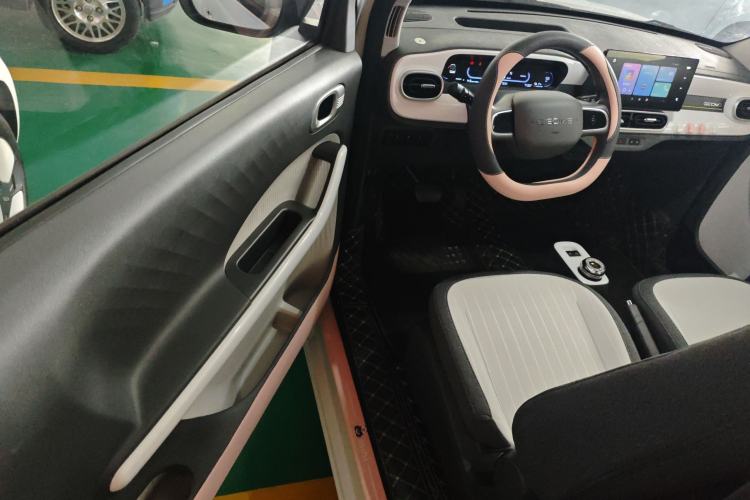 Used Geely Galaxy Panda 2025 210 km – Yuanqi Bear Driver Seat