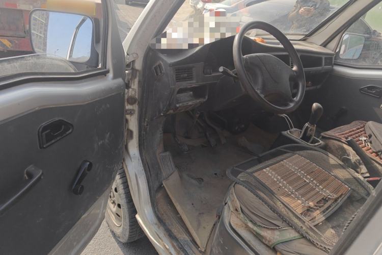 Used Wuling Zhiguang 2015 1.2L Practical LS-I Model