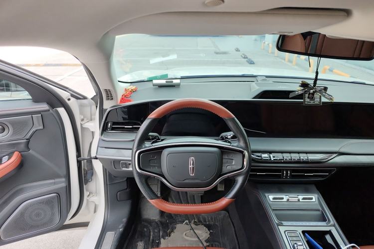 Used Lincoln Z 2022 Facelift iEnjoy Luxury Edition Steering Wheel