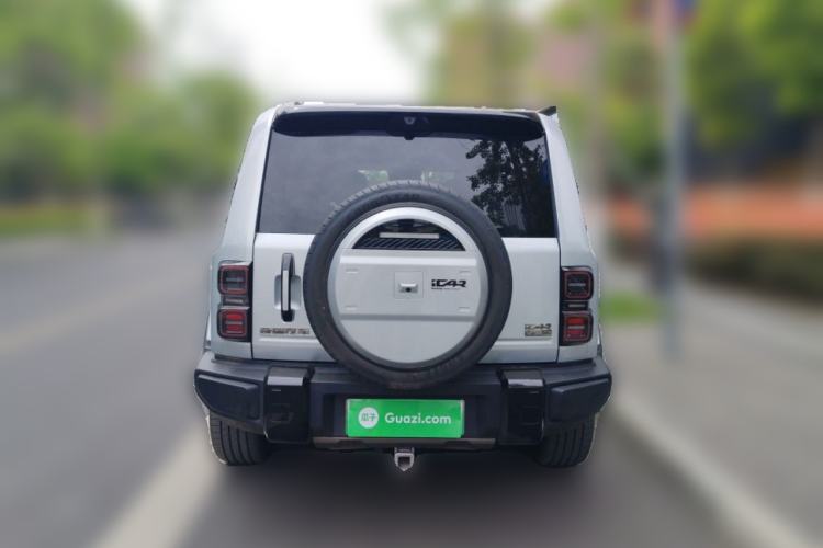 Used iCAR V27 2026 Model 200KM Four-Wheel Drive Falcon 700