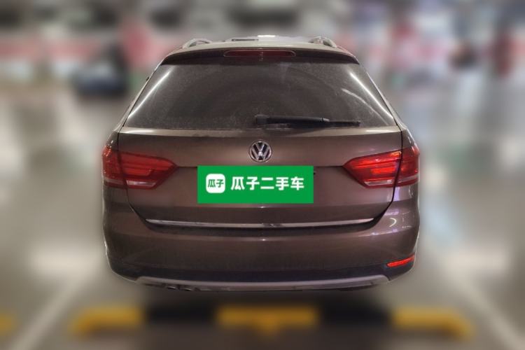 Used Volkswagen Cross Lavida 2014 1.4TSI DSG Rear