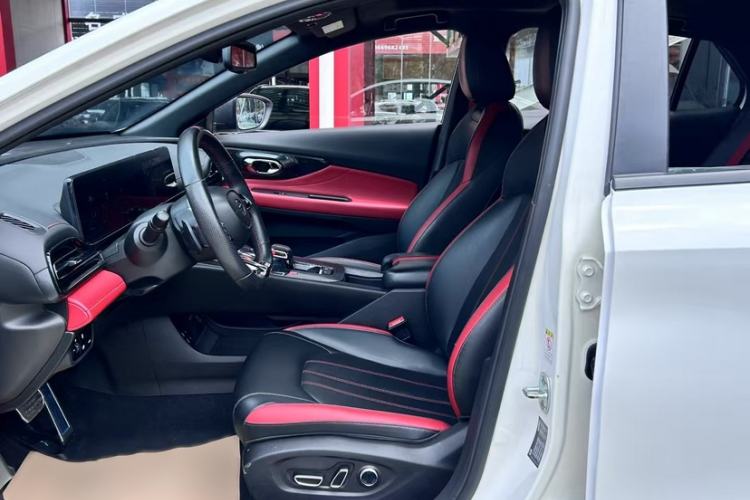 Used GAC Trumpchi EMPOW 2021 270T DCT J16 Version