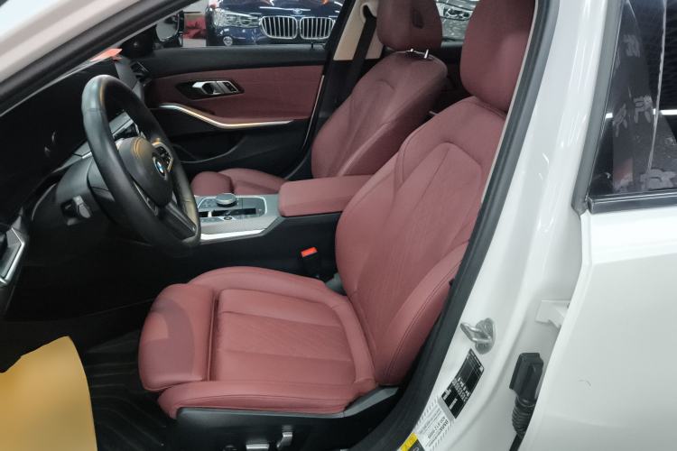 Used BMW i3 2022 eDrive 35 L
