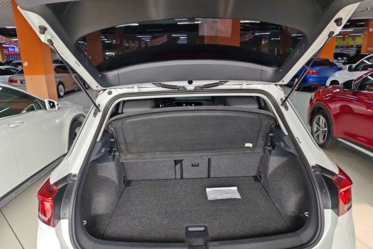 Used Volkswagen T-ROC 2018 280TSI DSG Two-Wheel Drive Advanced Version China V Emission Standard