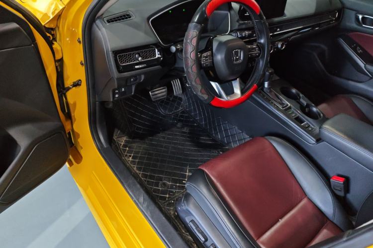 Used Honda Integra 2023 HATCHBACK 240TURBO CVT Phantom Night Deluxe Edition Driver Seat