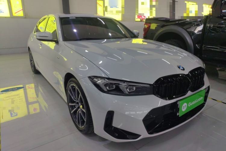 Used BMW 3 Series 2025 325Li M Sport Package Front Right 45 Deg