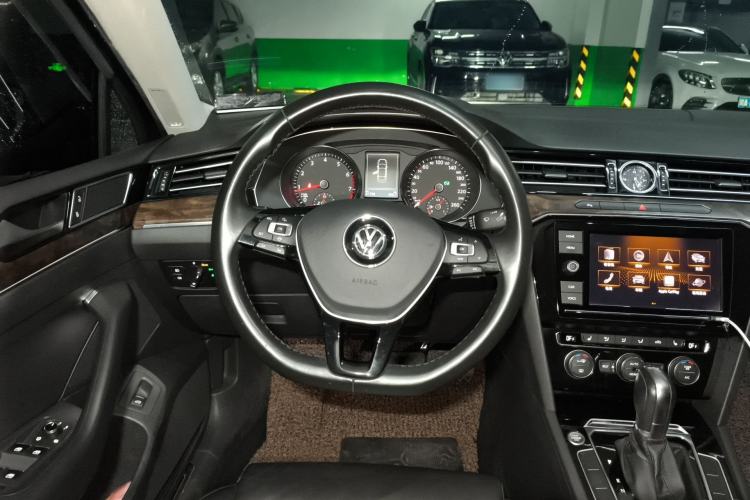 Used Volkswagen Magotan 2019 380TSI DSG Luxury Model China V Standard
