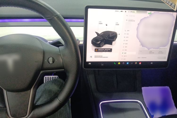 Used Tesla Model Y 2024 Rear-Wheel-Drive Version Center Console