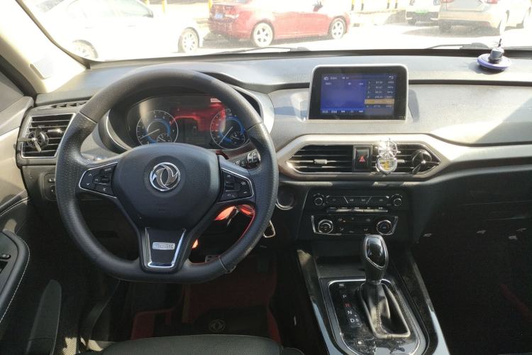 Used Dongfeng Fengon S560 2019 1.8L CVT Elite Model
