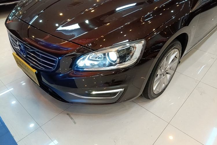 Used Volvo S60 2017 S60L T4 Smart Range Edition Left Front Headlight