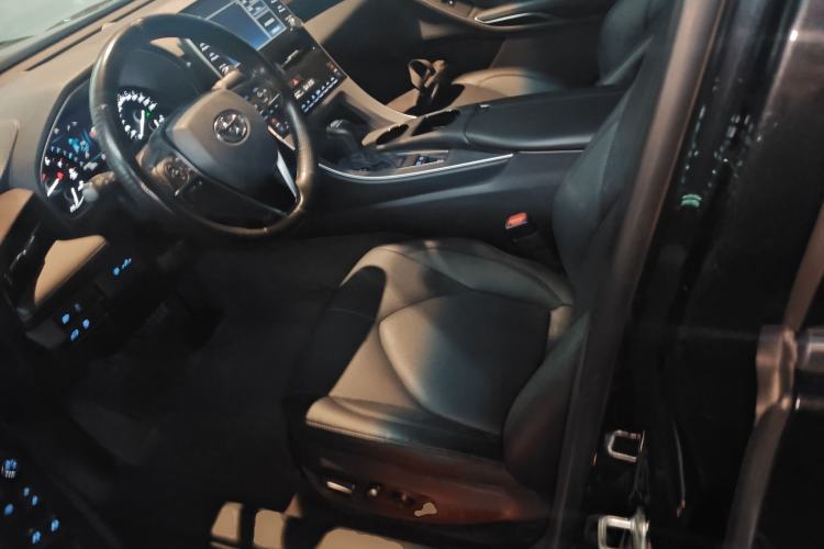 Used Toyota Avalon 2019 2.0L Luxury Edition China VI Standard
