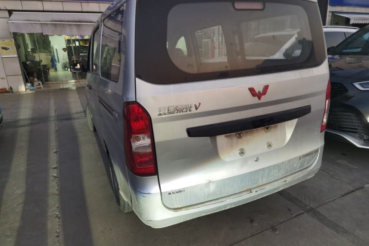 Used Wuling Rongguang V 2018 1.5L Practical Version
