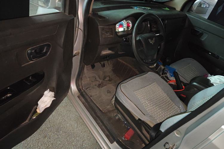 Used Wuling Rongguang V 2016 1.2L Standard Version